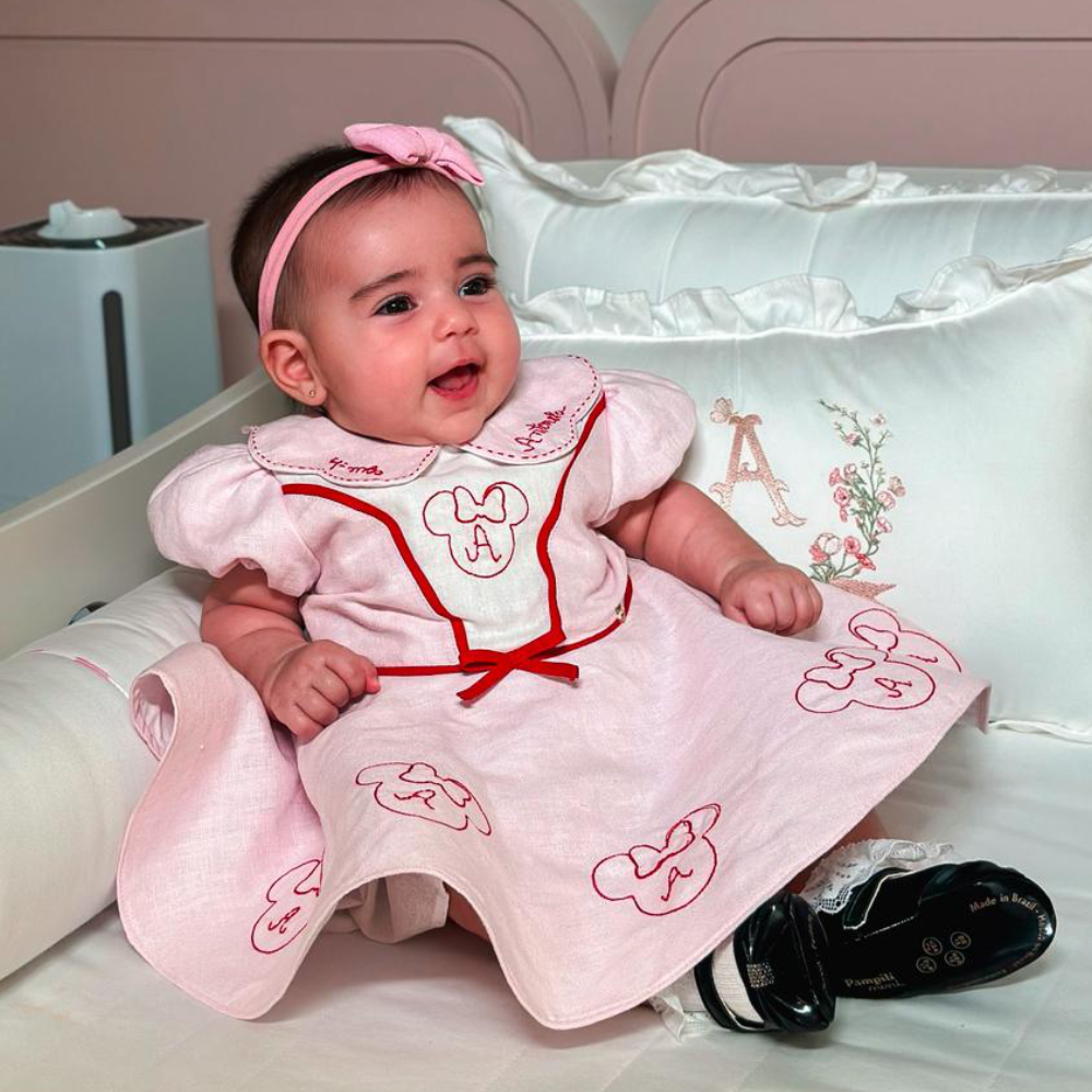 Antonela com 4 meses
